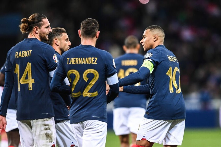 Fransa Azərbaycan yığması ilə oyundakı 10:0-lıq rekordu yeniləyib