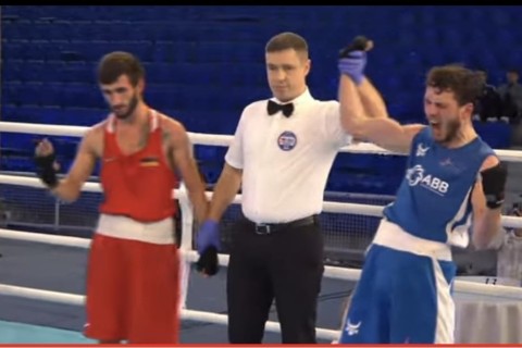 Азербайджанский боксер победил армянина и во второй раз стал чемпионом Европы - ФОТО