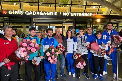 Azerbaijani boxers returned to their homeland after setting a record in the European Championship, - PHOTO