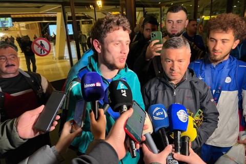 Азербайджанские боксеры, установившие рекорд на чемпионате Европы, вернулись на родину - ФОТО