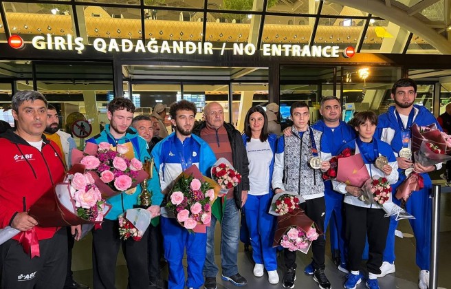 Azerbaijani boxers returned to their homeland after setting a record in the European Championship, - PHOTO