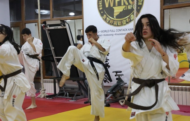 Azərbaycan dünya çempionatına 22 karateçi ilə yollanır - FOTO