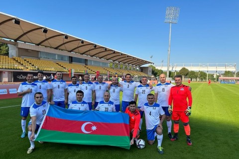 Deputatlarımız Türkiyədə ilk oyunda son çempiona məğlub olub - FOTO