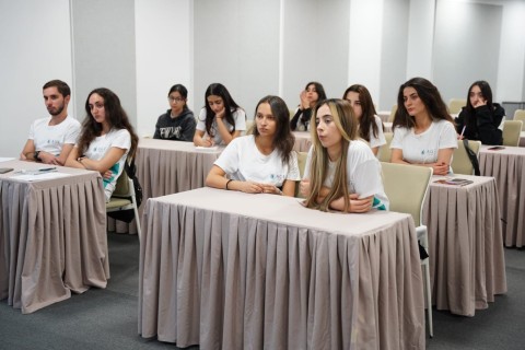 The Bulgarian World Champion holds a seminar in Baku – PHOTO