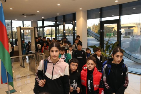 Güləşçilər idman gimnastları ilə məşq ediblər - FOTO