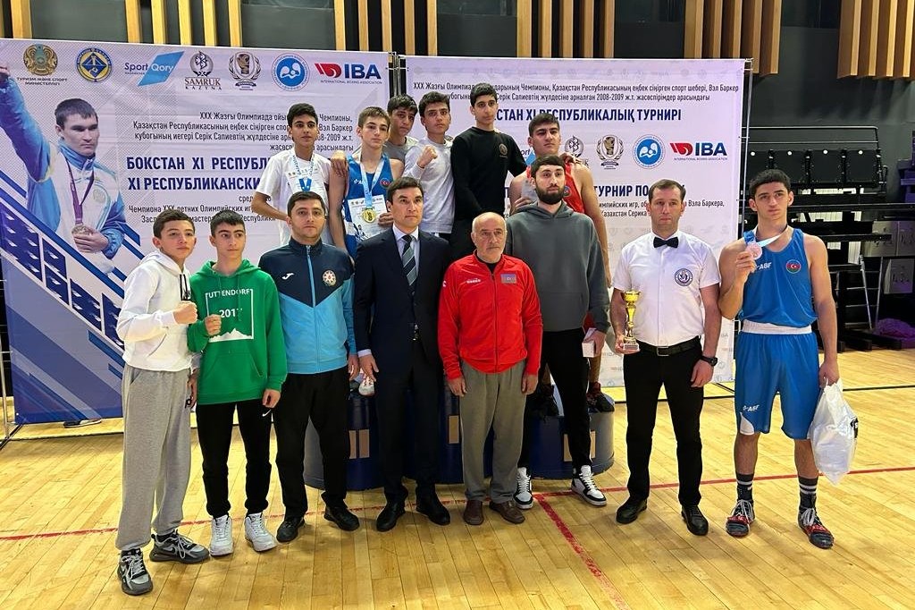 Boksçularımız Qazaxıstanda 4 medal qazanıb - FOTO