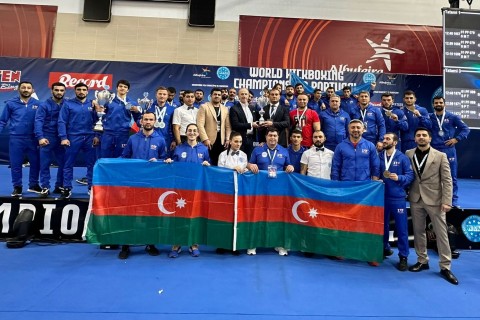 Kikboksçularımız dünya çempionatını 6 qızıl, 1 gümüş və 6 bürünc medalla başa vurub