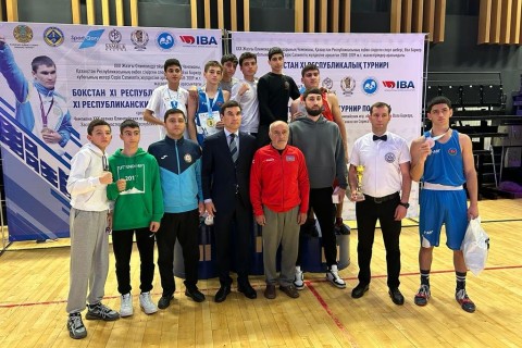 Boksçularımız Qazaxıstanda 4 medal qazanıb - FOTO