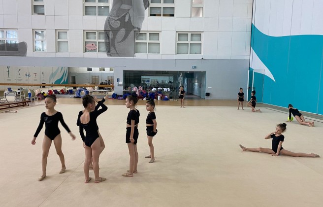 Гимнастки из Мингячевира на сборах в Баку