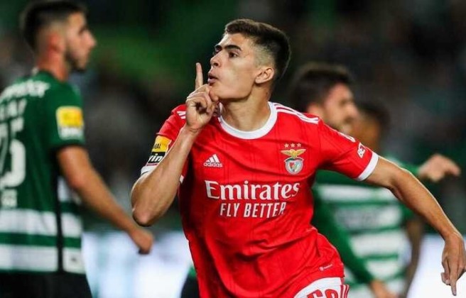 Manchester United's top transfer target: Antonio Silva
