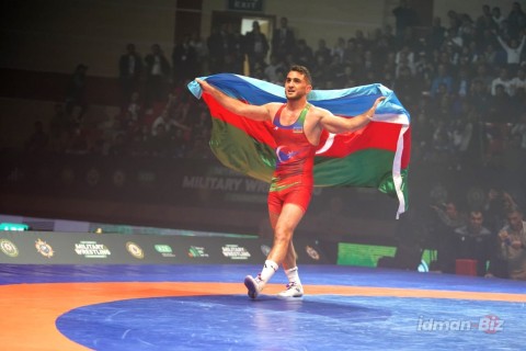 Güləşçilərimiz dünya çempionatının ilk günündə 4 qızıl medal qazanıb - YENİLƏNİB - FOTO
