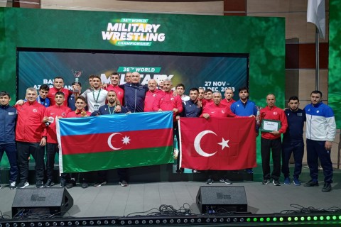 Сборная Азербайджана стала чемпионом мира по вольной борьбе - ФОТО