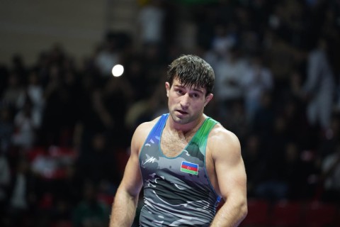 Азербайджанские борцы завоевали 11 медалей на чемпионате мира - ФОТО