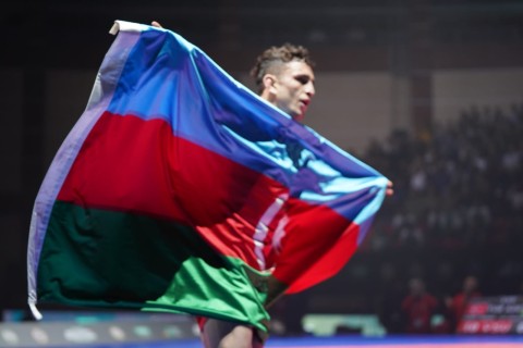 Азербайджанские борцы завоевали 11 медалей на чемпионате мира - ФОТО