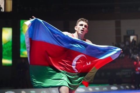 Азербайджанские борцы завоевали 11 медалей на чемпионате мира - ФОТО