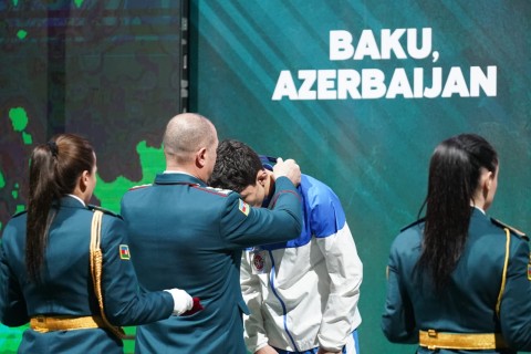 Азербайджанские борцы завоевали 11 медалей на чемпионате мира - ФОТО