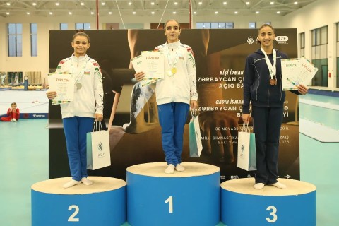 Azərbaycan çempionatı və açıq Bakı birinciliyində ilk günə yekun vurulub - FOTO