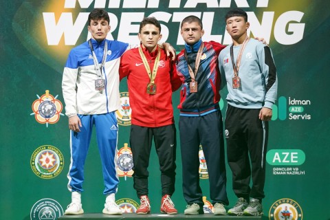 Азербайджанские борцы завоевали 11 медалей на чемпионате мира - ФОТО