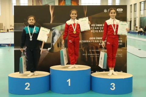 Первые награждения заключительного дня чемпионата Азербайджана по спортивной гимнастике - ФОТО
