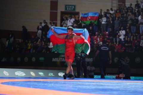 Чемпионат мира: азербайджанские борцы греко-римского стиля завоевали 3 золотые и 2 бронзовые медали - ФОТО