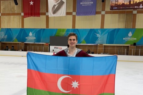 Fiqurlu konkisürənimiz İstanbulda birinci olub - FOTO