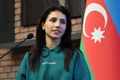 Fərid Qayıbov uğur qazanan idmançılarla görüşüb - FOTO