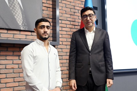 Fərid Qayıbov uğur qazanan idmançılarla görüşüb - FOTO