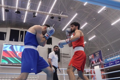 Dünya çempionumuz 1 illik fasilədən sonra yenidən Azərbaycan çempionatında