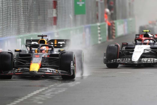 FIA возьмет под контроль сотрудничество команд в "Формуле-1"