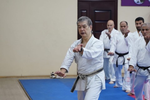 Hitoshi Kasuya, 9th degree black belt, at a seminar in Baku - PHOTO
