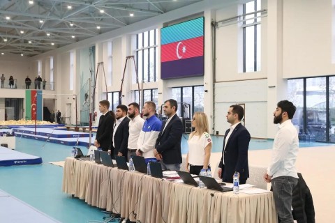 Яркие моменты и награждения чемпионата страны по прыжкам на батуте и тамблингу - ФОТО