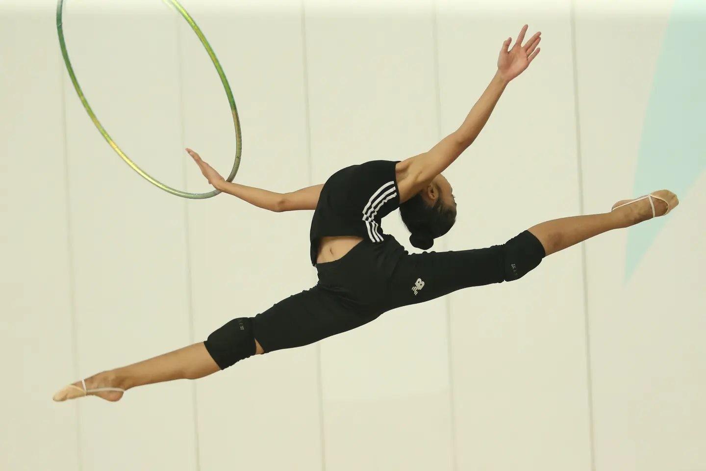 Gymnasts had a test exercise - PHOTO