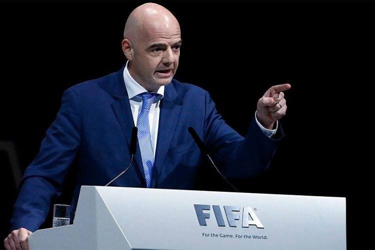 Call from FIFA president: "There is no room for violence"