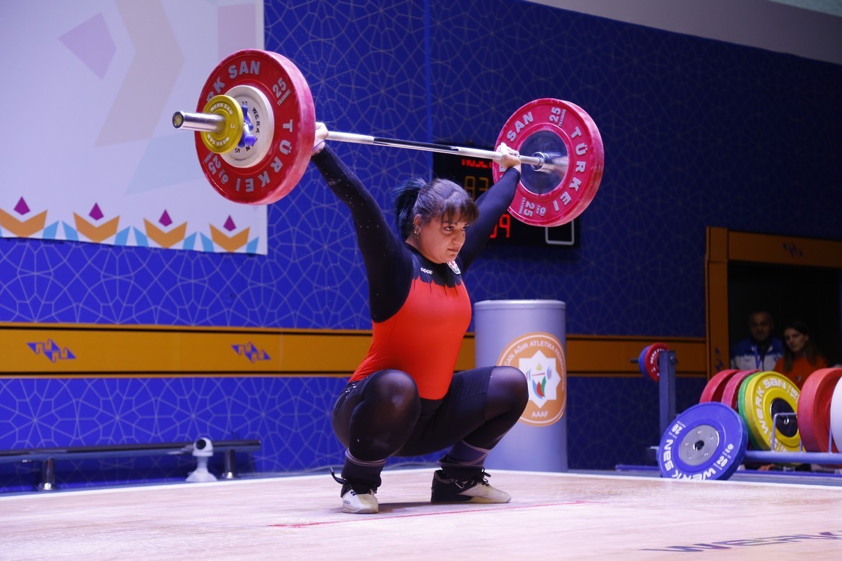 Azerbaijan Weightlifting Cup: Winners of 6 weight categories