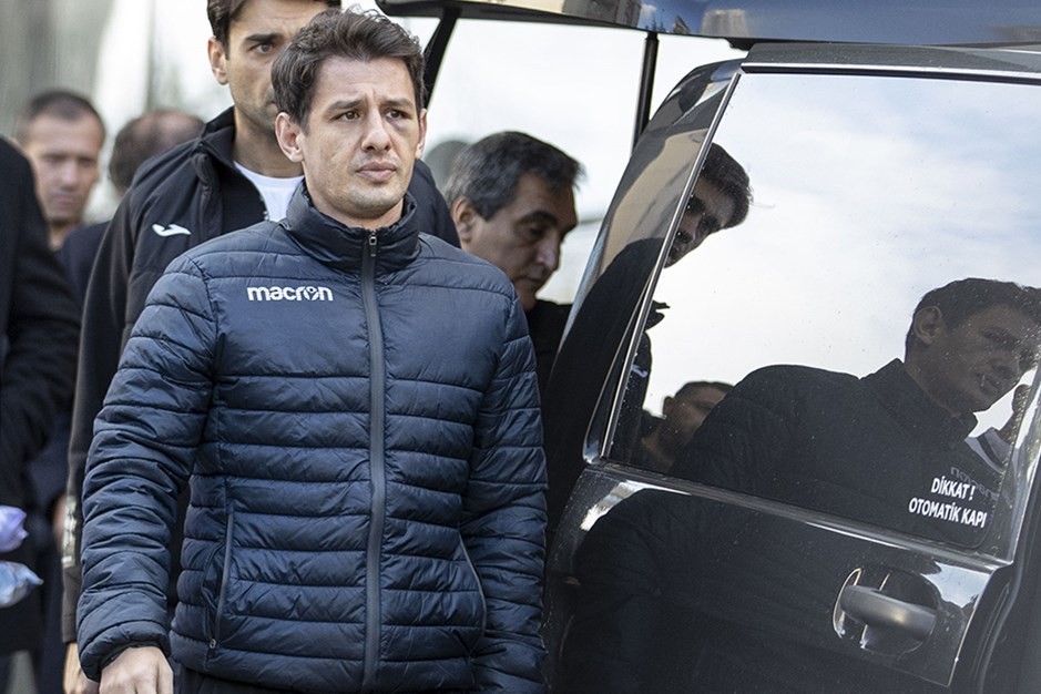 Halil Umut Meler: "Let them return to the pitch and let the games continue"