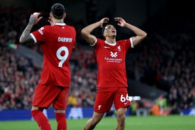 Liverpool's struggle with Manchester United, the leader changed - VIDEO