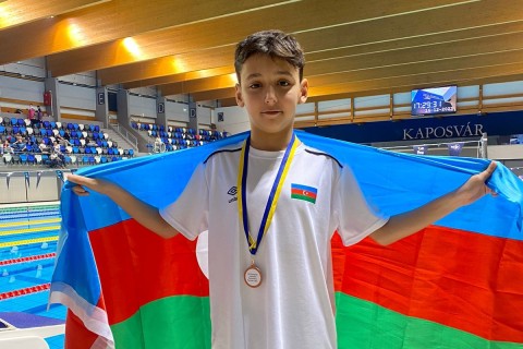 4 gold and 1 silver medals from the Azerbaijani swimmers in the international tournament - PHOTO