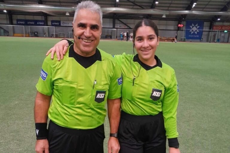 Отец и дочь - азербайджанцы вписали свое имя в историю футбола в Исландии - ФОТО