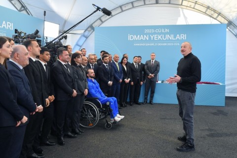 Prezident Xankəndidə idman ictimaiyyətinin təltif edilmiş nümayəndələri ilə görüşüb - FOTO