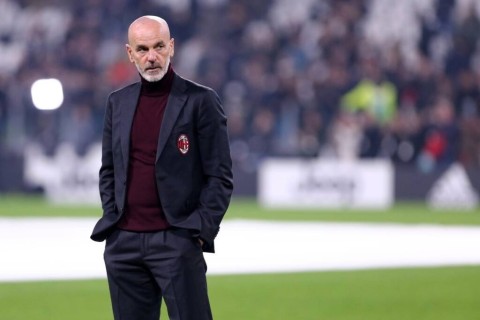 “Milan” Stefano Piolini göndərir
