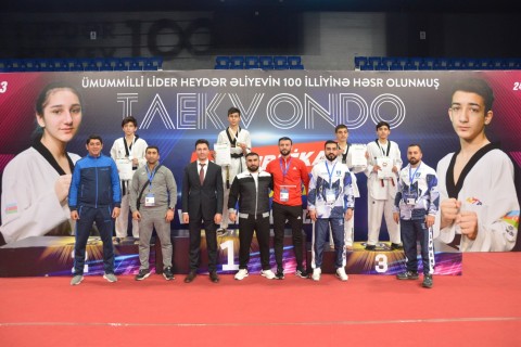 Azərbaycan birinciliyində 9 boyda ən güclü taekvondoçular bəlli olub - FOTO