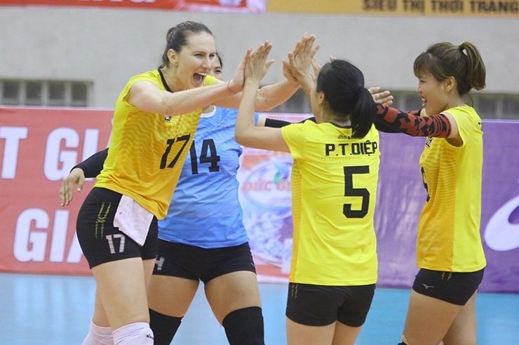 Polina Rəhimovanın gözlədiyi top-komanda