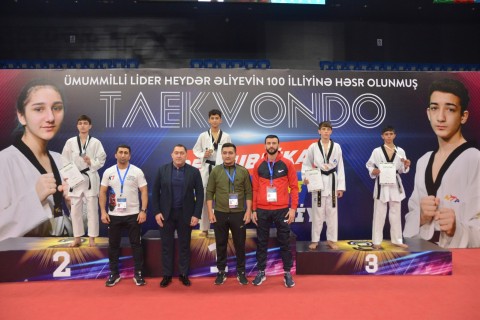 Ən güclü gənc taekvondoçular – ADLAR - FOTO