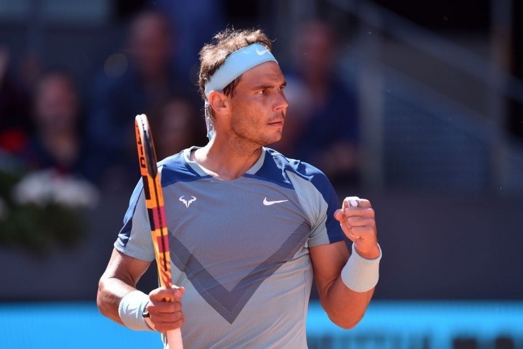 Nadal 1 ildən sonra korta dönüb
