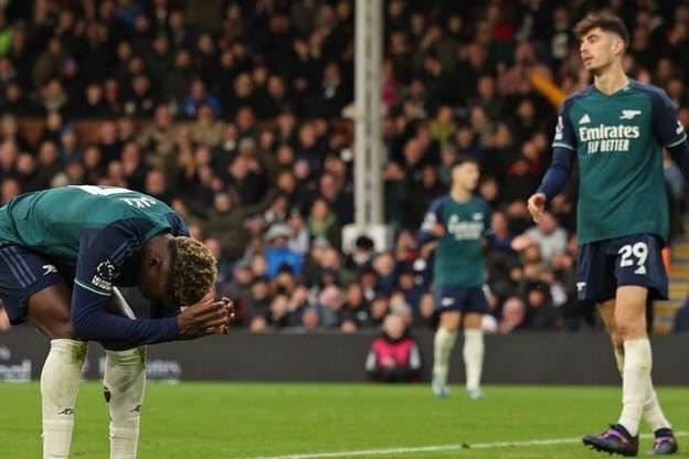 “Arsenal” ardıcıl ikinci oyunda uduzub