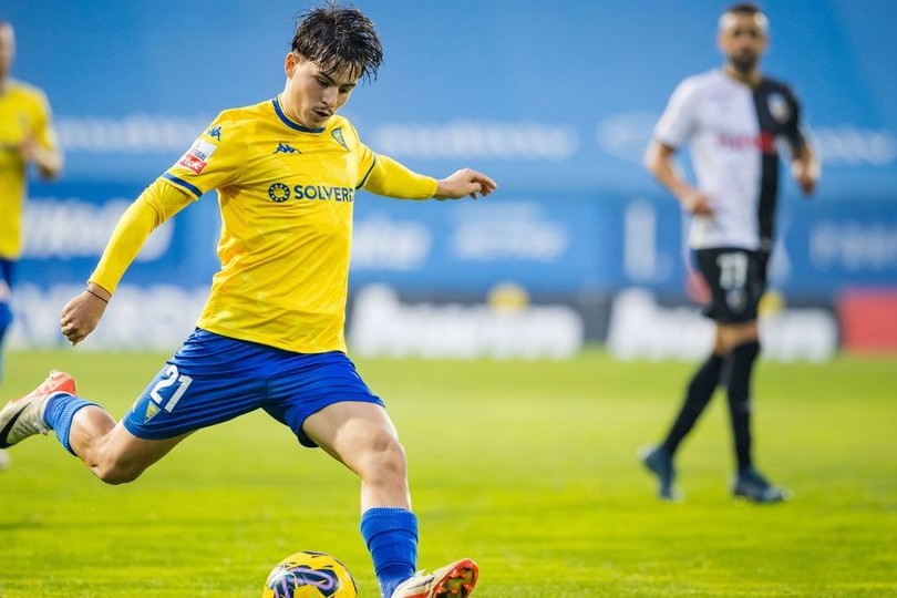 The rival of Qarabag sells its player to Wolverhampton