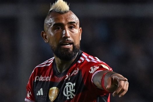 Vidal called Mkhitaryan a fool