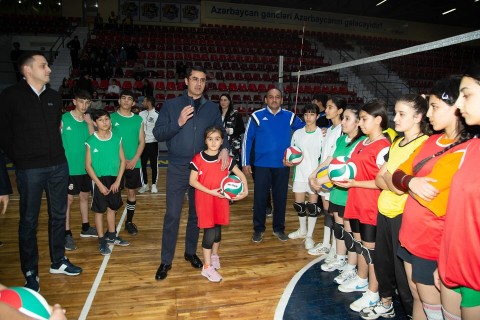 Gəncədə gənc və yeniyetmə voleybolçularla görüş - FOTO