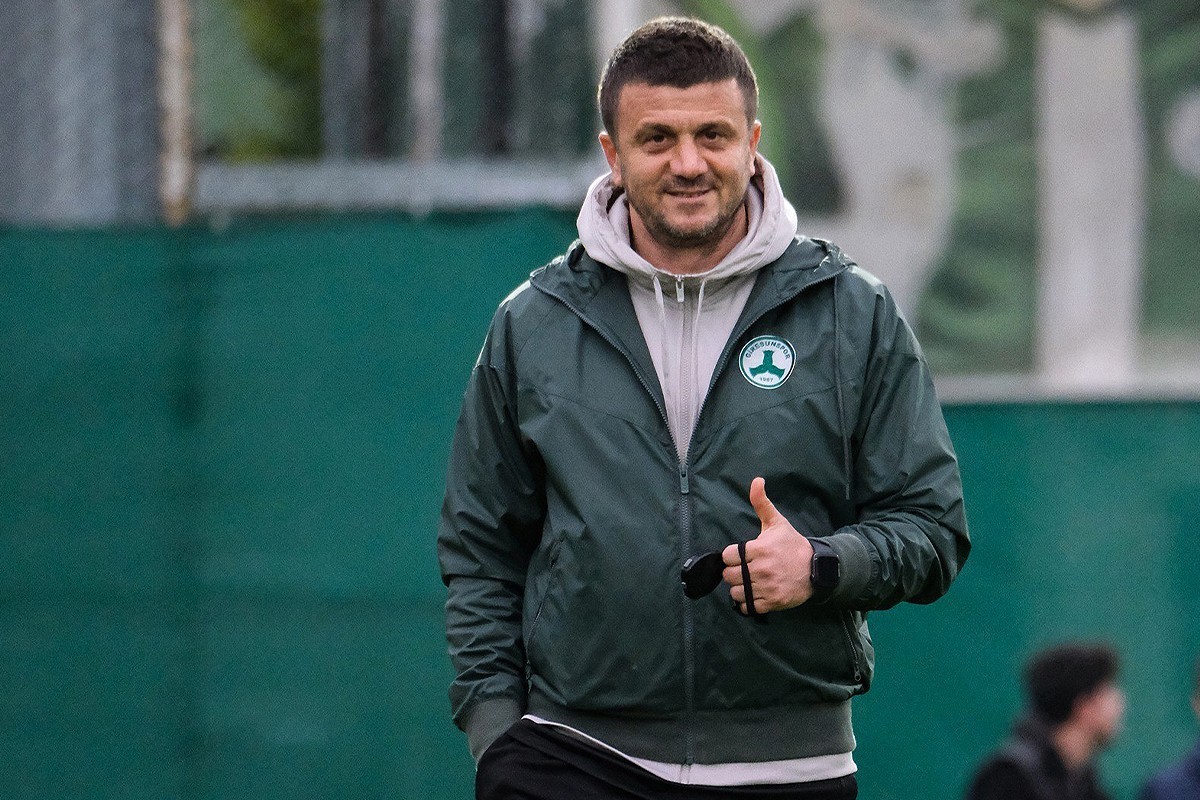 “Konyaspor” növbəti baş məşqçini yola salıb