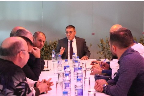 Federasiya prezidenti hakimlərlə görüşüb